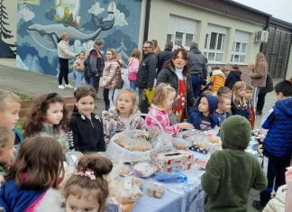 И предшколци допринели Митровданском вашару