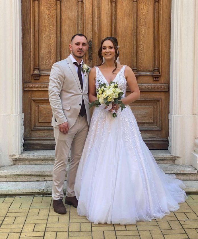 IMG-2c489738884e6ba74192dbb42bf61dac-V